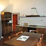 Le Palaie - 'soffitta' Pec202 By Interhome