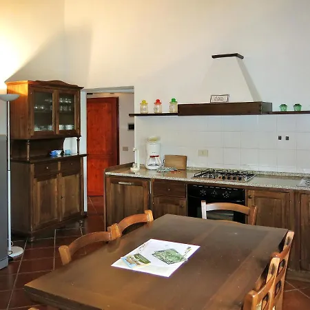 Le Palaie - 'soffitta' Pec202 By Interhome